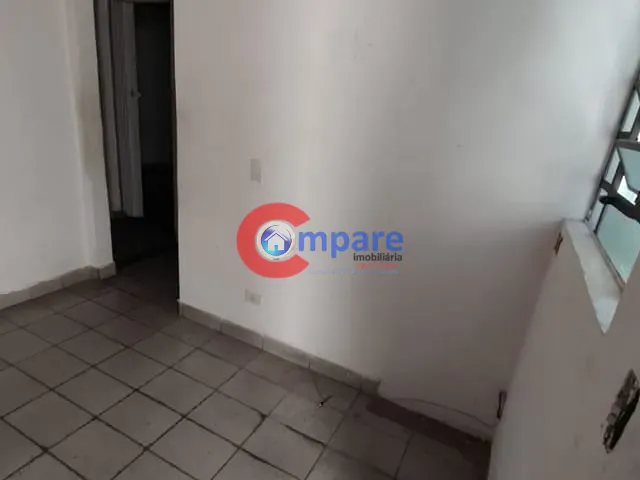 Casa com 40m² 2 quartos e 2 banheiros, para alugar, no bairro Vila Augusta em Guarulhos