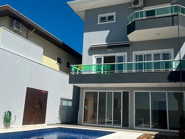 Casa com 300m² 3 quartos e 3 banheiros, à venda ou para alugar, no bairro Urbanova em São José dos Campos