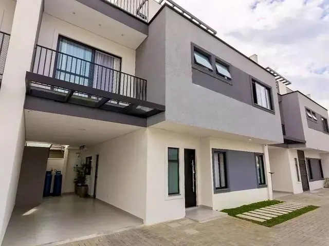 Casa com 142m² 3 quartos e 4 banheiros, à venda, no bairro Santa Felicidade em Curitiba