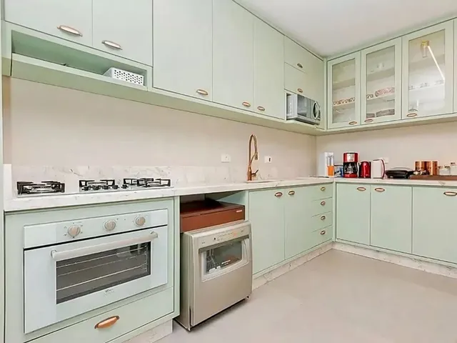 Casa com 142m² 3 quartos e 4 banheiros, à venda, no bairro Santa Felicidade em Curitiba