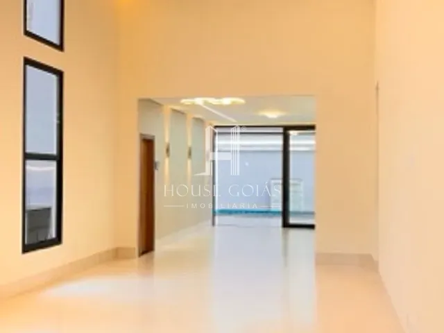Casa com 370m² 3 quartos e 4 banheiros, à venda, no bairro Parque Amazônia em Goiânia