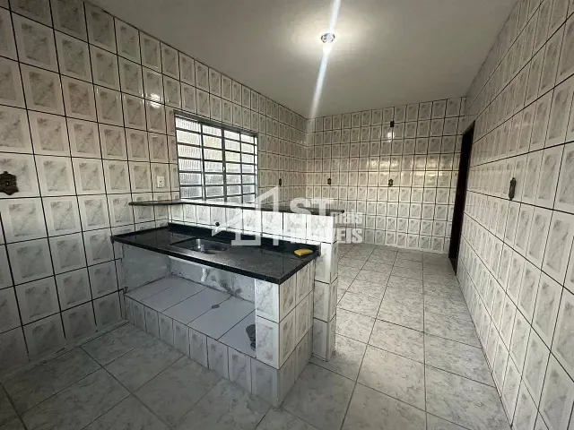 Casa com 173m² 3 quartos e 1 banheiro, à venda, no bairro Jardim da Sóvis em Andradas