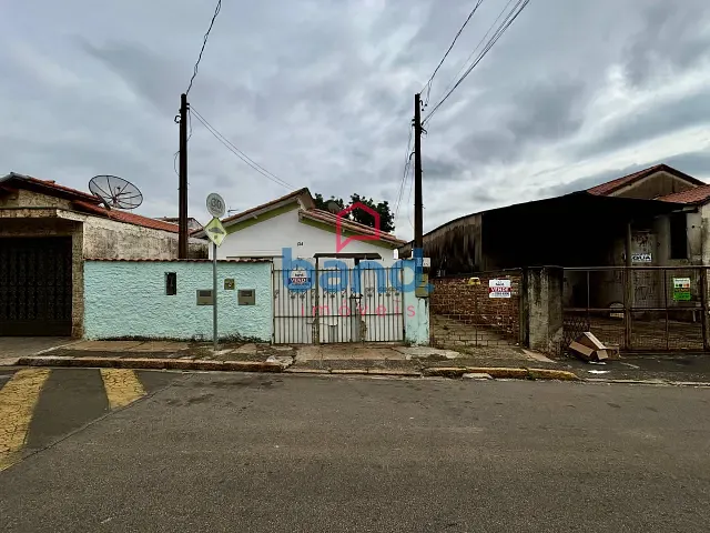 Casa 4 quartos e 2 banheiros, à venda, no bairro Vila Progresso em Porto Feliz