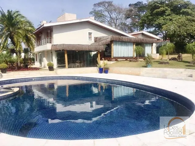 Casa com 2000m², à venda, no bairro Vila Santista em Atibaia