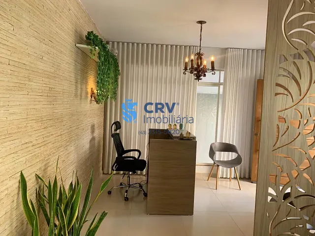 Casa com 563m², à venda, no bairro Centro em Londrina