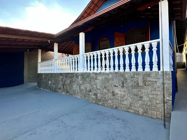 Casa com 500m² 3 quartos e 2 banheiros, para alugar, no bairro São Benedito em Santa Luzia