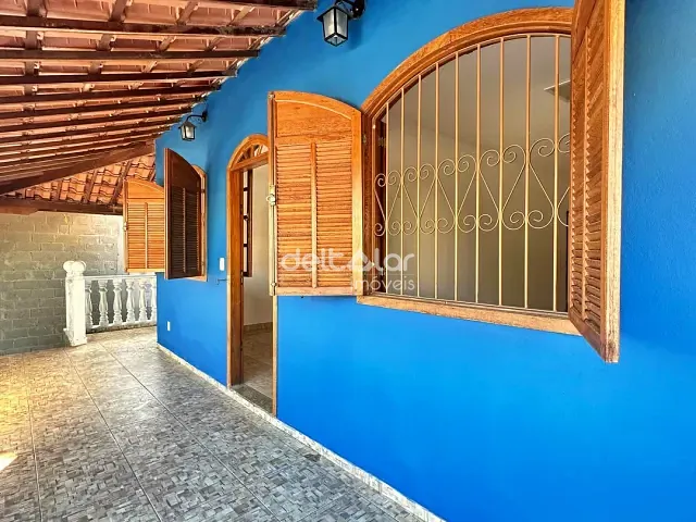 Casa com 500m² 3 quartos e 2 banheiros, para alugar, no bairro São Benedito em Santa Luzia