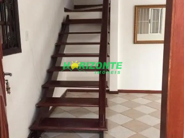 Casa 3 quartos e 3 banheiros, à venda, no bairro Jardim das Indústrias em São José dos Campos