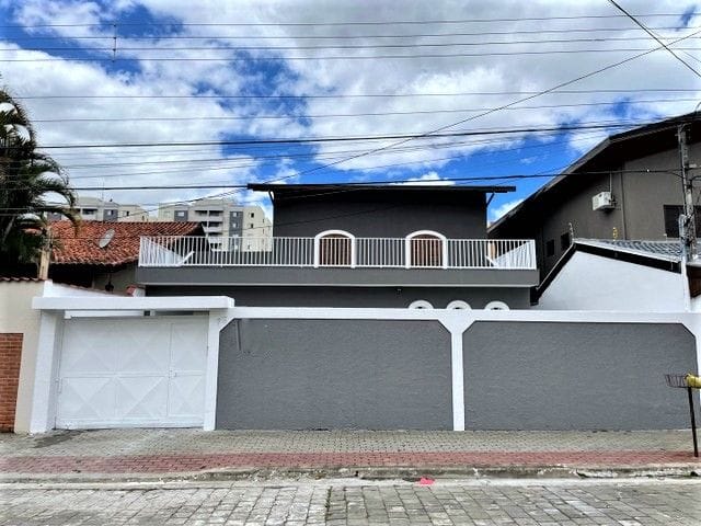 Foto do Casa - Casa com 7 dormitórios à venda, 250 m² por R$ 830.000,00 - Bosque dos Eucaliptos - São José dos Campos/SP | INDEPENDENCE NEGOCIOS IMOBILIARIOS LTDA