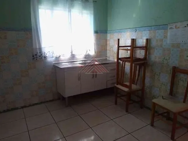 Casa com 300m² 2 quartos e 1 banheiro, à venda, no bairro Jardim Sílvia Maria em Mauá
