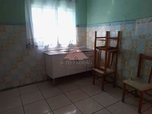 Casa com 300m² 2 quartos e 1 banheiro, à venda, no bairro Jardim Sílvia Maria em Mauá