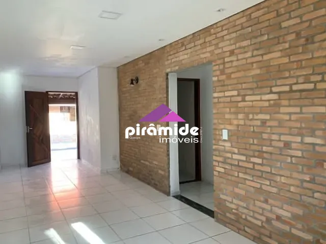 Casa com 300m² 3 quartos e 3 banheiros, à venda, no bairro Martim de Sá em Caraguatatuba