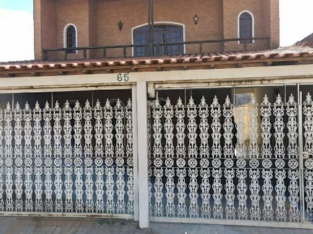 Casa com 236m² 3 quartos e 4 banheiros, à venda, no bairro Aliança em Osasco
