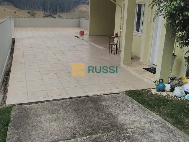 Casa com 384m² 4 quartos e 6 banheiros, à venda ou para alugar, no bairro Condomínio Residencial Mirante do Vale em Jacareí