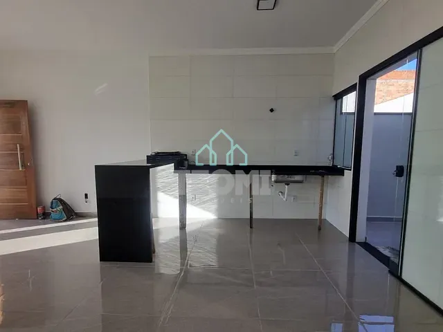 Casa com 125m² 2 quartos e 1 banheiro, à venda, no bairro Jardim Continental II em Taubaté