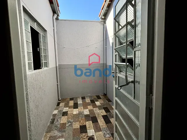 Casa 2 quartos e 1 banheiro, à venda, no bairro Centro em Porto Feliz