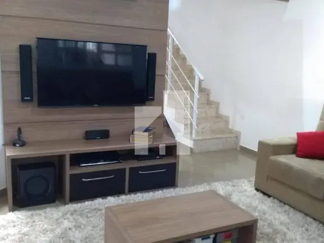 Casa com 240m² 3 quartos e 2 banheiros, à venda, no bairro Parque Cidade Jardim II em Jundiaí