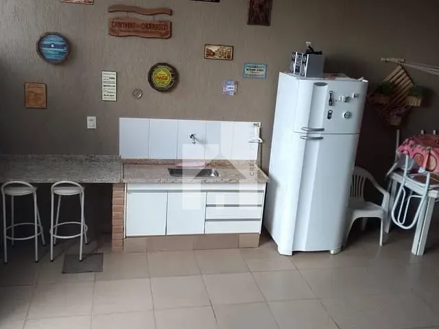 Casa com 240m² 3 quartos e 2 banheiros, à venda, no bairro Parque Cidade Jardim II em Jundiaí