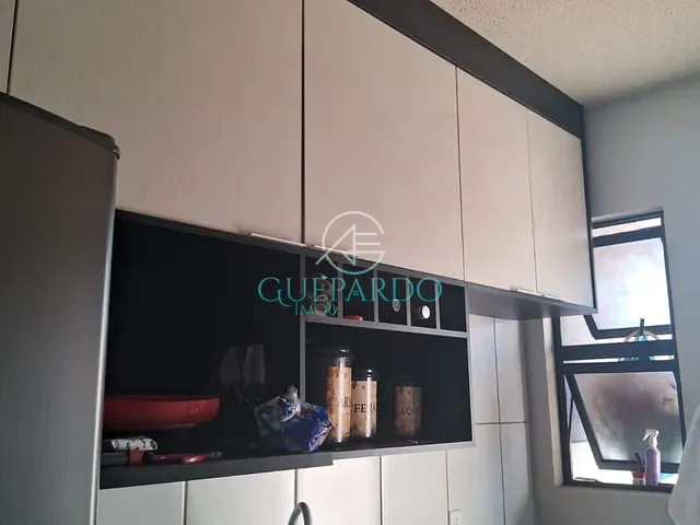 Casa com 136m² 2 quartos e 1 banheiro, à venda, no bairro Jardim Maria Celina em Londrina