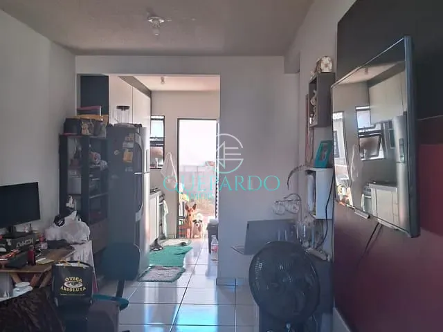 Casa com 136m² 2 quartos e 1 banheiro, à venda, no bairro Jardim Maria Celina em Londrina