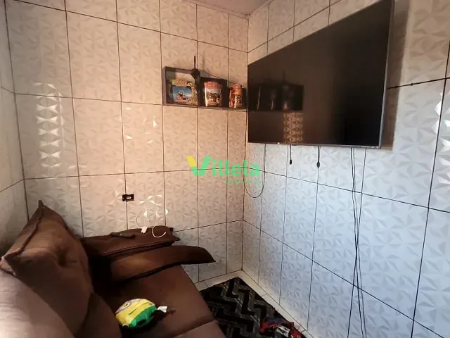 Casa 4 quartos e 3 banheiros, à venda, no bairro Jardim Odete em Itaquaquecetuba