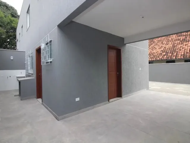 Casa com 70m² 3 quartos e 1 banheiro, para alugar, no bairro Pilarzinho em Curitiba