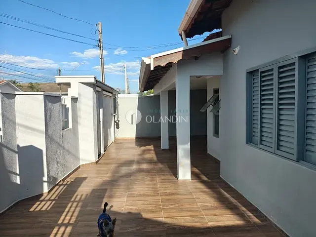 Casa com 336m² 4 quartos e 2 banheiros, à venda, no bairro Centro em Artur Nogueira