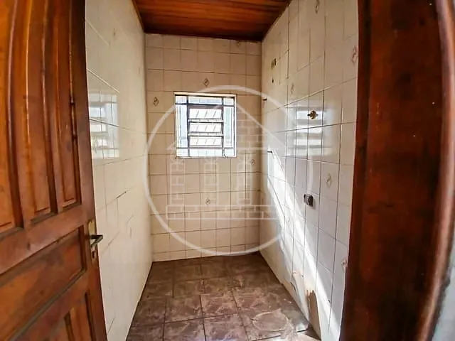 Casa com 300m² 2 quartos e 2 banheiros, à venda, no bairro Rio Bonito em São Paulo