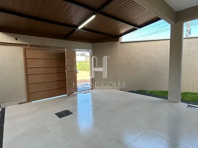 Casa com 113m² 2 quartos e 2 banheiros, à venda, no bairro Residencial Triunfo em Goianira