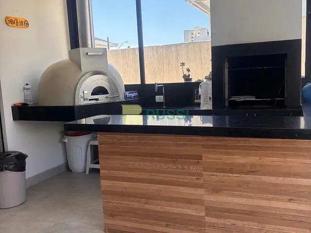 Casa 3 quartos e 4 banheiros, à venda, no bairro Condomínio Residencial Jaguary em São José dos Campos