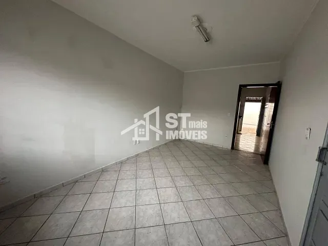 Casa com 160m² 2 quartos e 1 banheiro, à venda, no bairro Jardim Rio Negro em Andradas
