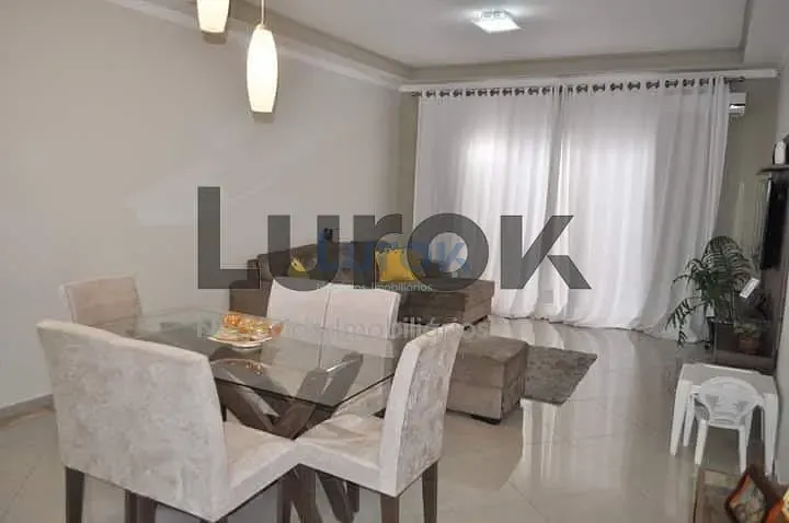 Casa, 4 quartos, 223 m² - Foto 4
