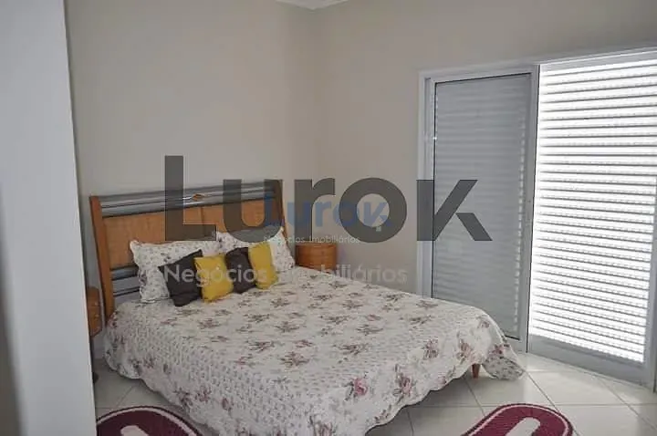 Casa, 4 quartos, 223 m² - Foto 13