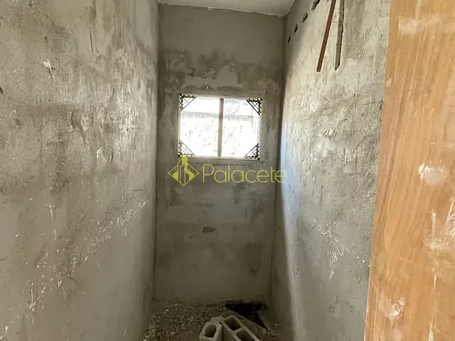 Casa 3 quartos e 2 banheiros, à venda, no bairro Res. Santa Clara em Pindamonhangaba
