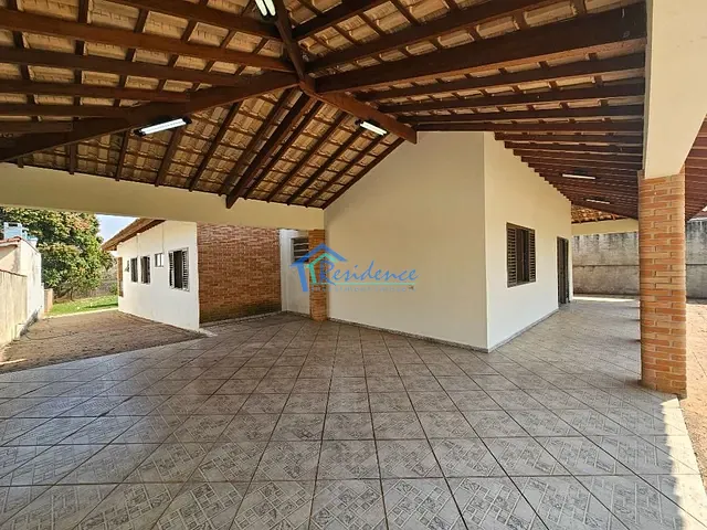 Casa com 1287m² 3 quartos e 2 banheiros, à venda, no bairro Condomínio Haras Paineiras em Salto
