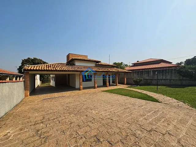 Casa com 1287m² 3 quartos e 2 banheiros, à venda, no bairro Condomínio Haras Paineiras em Salto