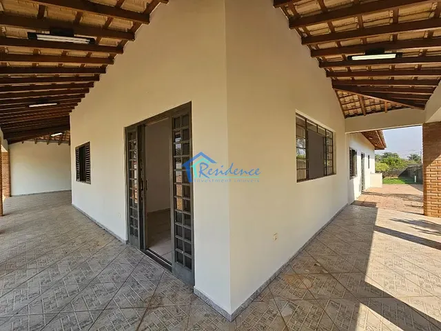 Casa com 1287m² 3 quartos e 2 banheiros, à venda, no bairro Condomínio Haras Paineiras em Salto