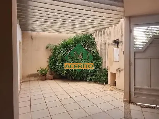 Casa com 400m² 3 quartos e 4 banheiros, à venda, no bairro Vila Santo Antônio em Araçatuba