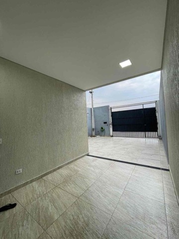 Casa com 175m² 3 quartos e 2 banheiros, à venda, no bairro Loteamento Residencial e Comercial Flamboyant em Pindamonhangaba