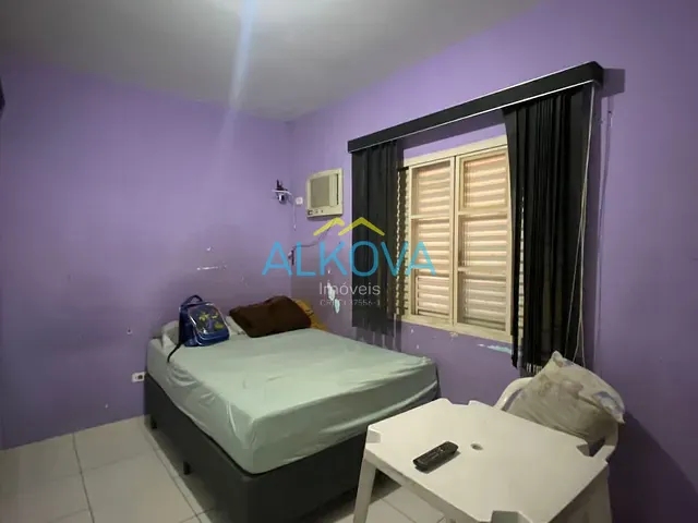 Casa com 150m² 2 quartos e 1 banheiro, à venda, no bairro Cidade Morumbi em São José dos Campos