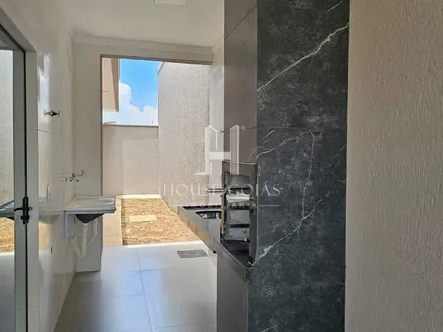Casa com 154m² 2 quartos e 2 banheiros, à venda, no bairro Residencial Monte Cristo em Trindade