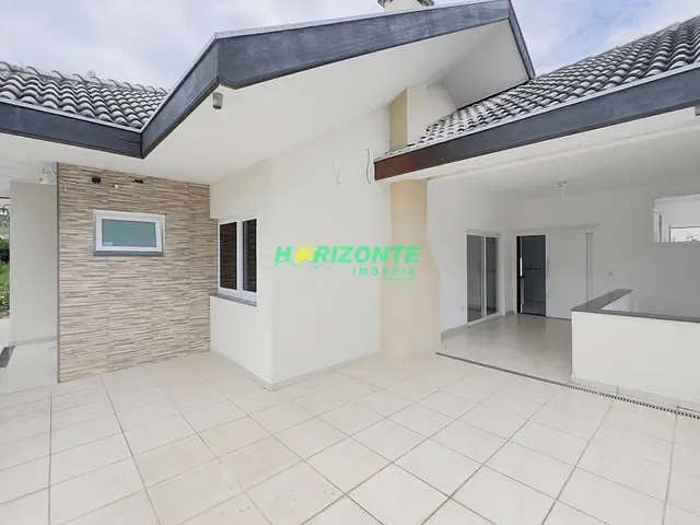 Casa 6 quartos e 7 banheiros, à venda ou para alugar, no bairro Jardim Rio Comprido em Jacareí