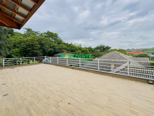 Casa 6 quartos e 7 banheiros, à venda ou para alugar, no bairro Jardim Rio Comprido em Jacareí