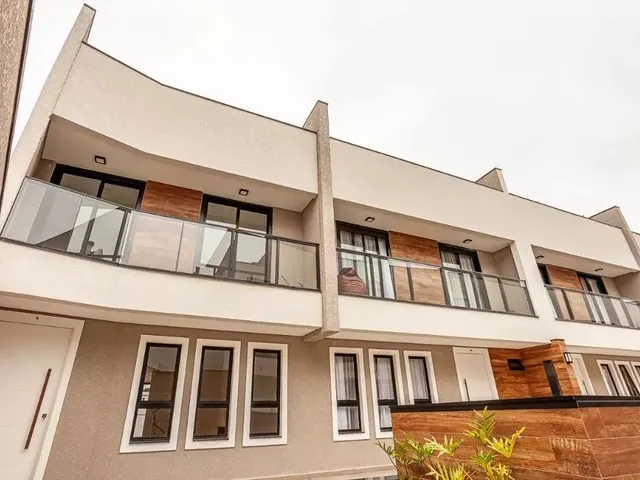 Sobrado com 136m² 3 quartos e 5 banheiros, à venda, no bairro Santo Inácio em Curitiba