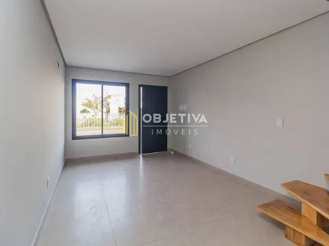 Casa 2 quartos e 3 banheiros, à venda, no bairro Hípica em Porto Alegre