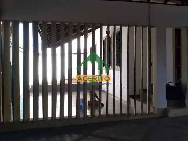 Casa com 449m² 3 quartos e 3 banheiros, à venda, no bairro São Vicente em Araçatuba
