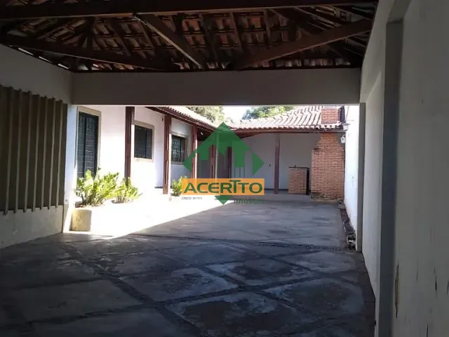 Casa com 449m² 3 quartos e 3 banheiros, à venda, no bairro São Vicente em Araçatuba