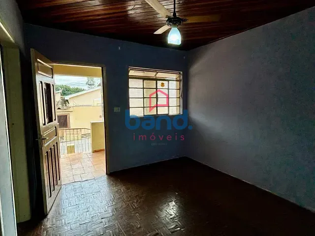 Casa 2 quartos e 1 banheiro, à venda, no bairro Jardim Santa Cruz em Porto Feliz