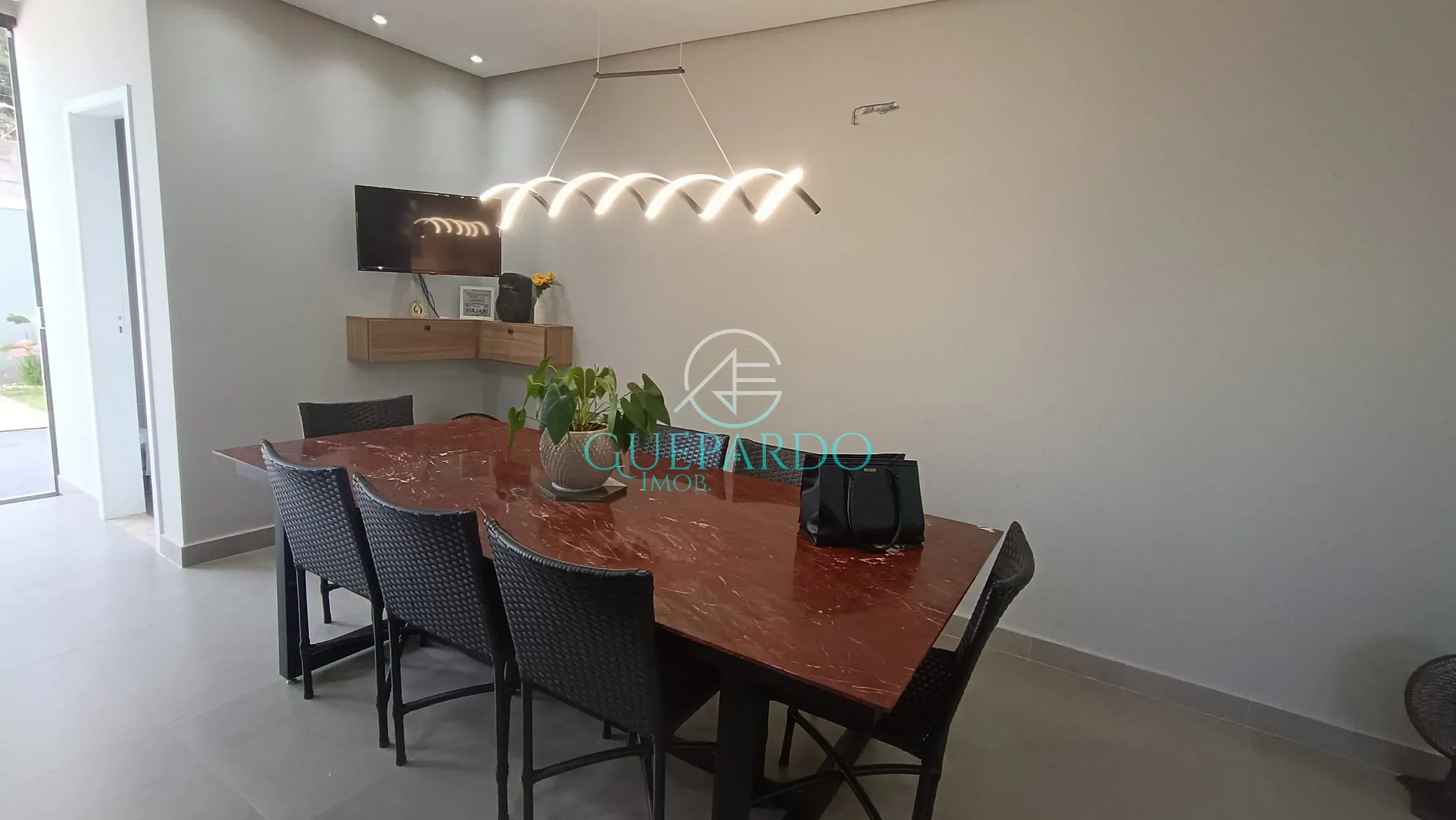 Casa, 3 quartos, 178 m² - Foto 2