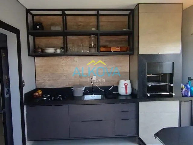 Casa com 250m² 2 quartos e 2 banheiros, à venda, no bairro Jardim das Flores em São José dos Campos